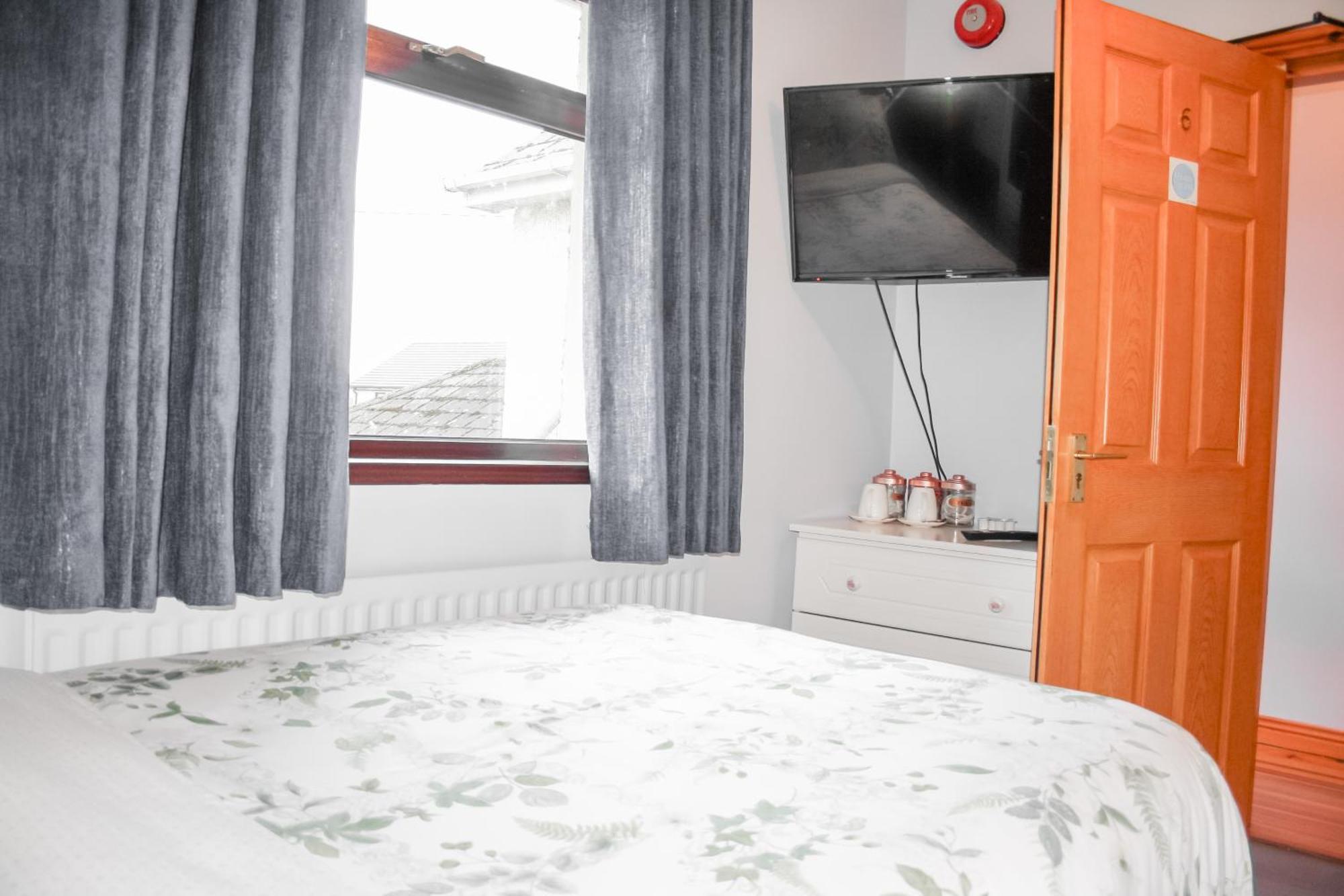 The Coach Inn Strabane Εξωτερικό φωτογραφία