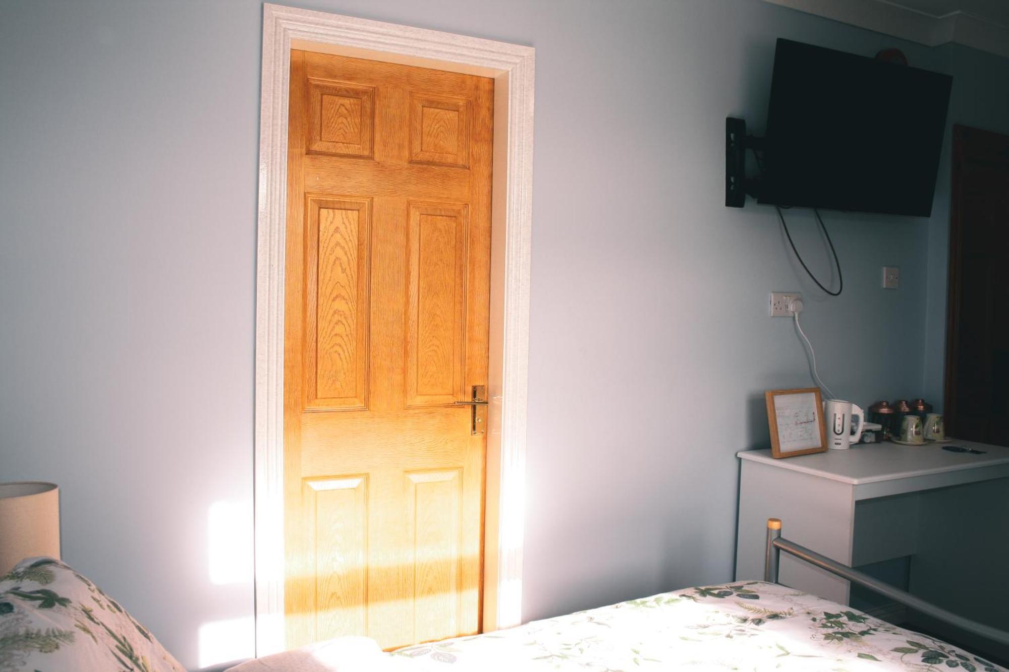 The Coach Inn Strabane Εξωτερικό φωτογραφία